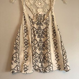 Melrose and Market Boho Crochet Tank, size Medium